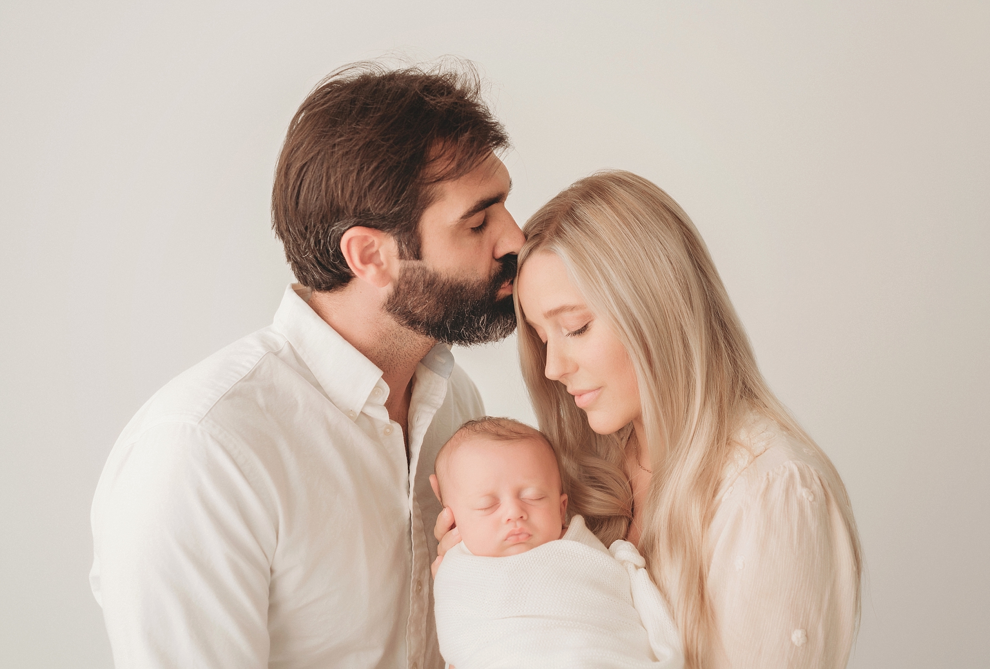 Newborn family portraits in San Diego by Tristan Quigley Photography