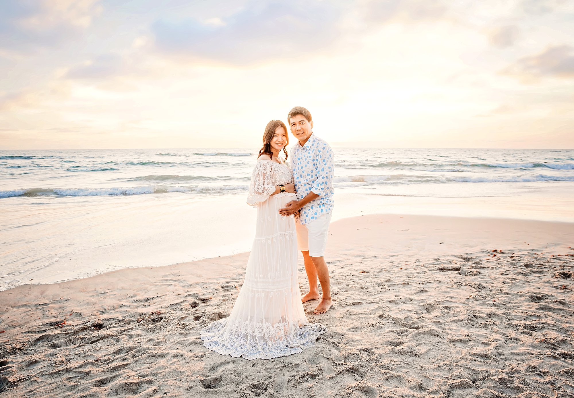 San Diego maternity photo session at sunset 