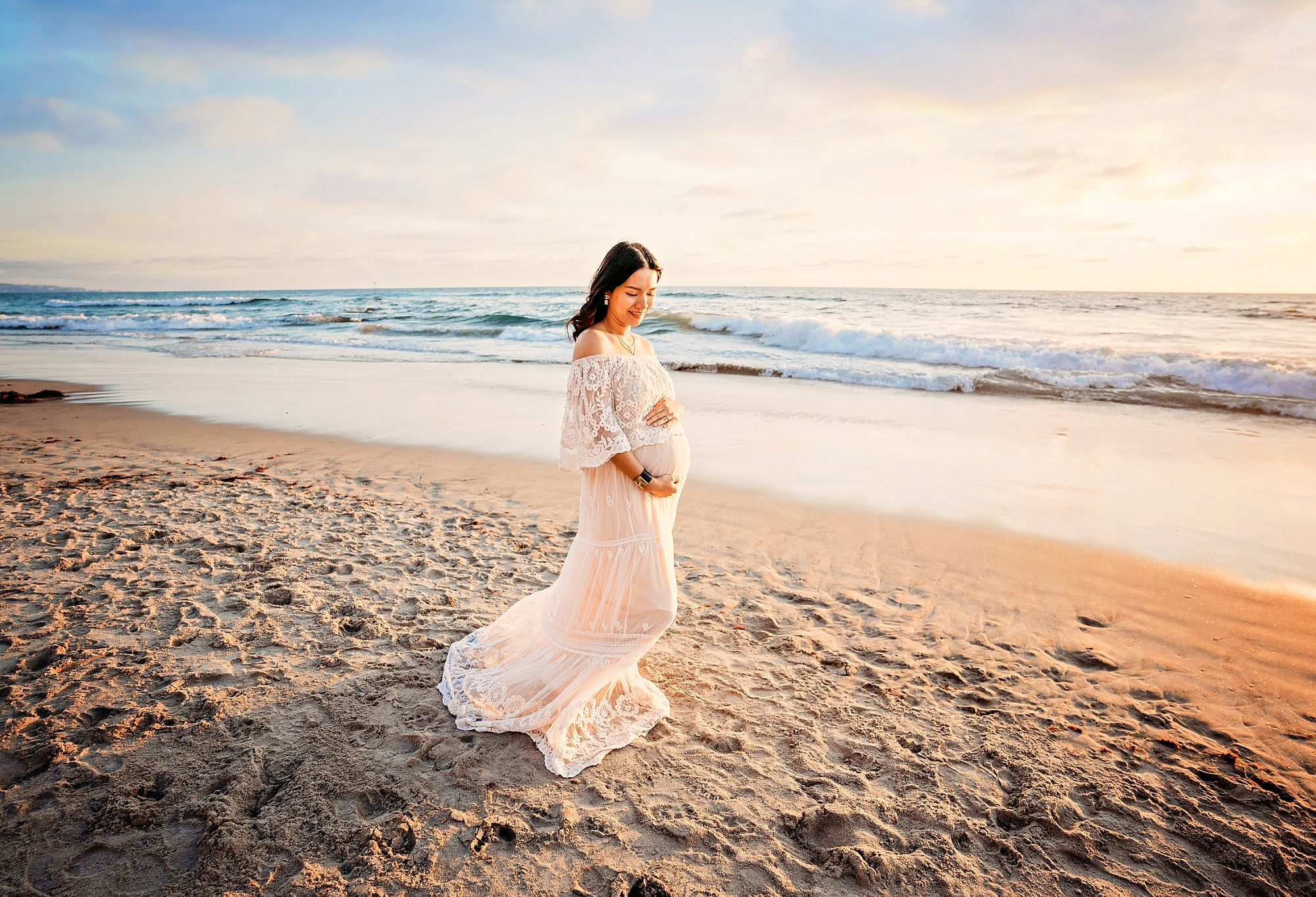 San Diego Maternity photo shoot on the beach