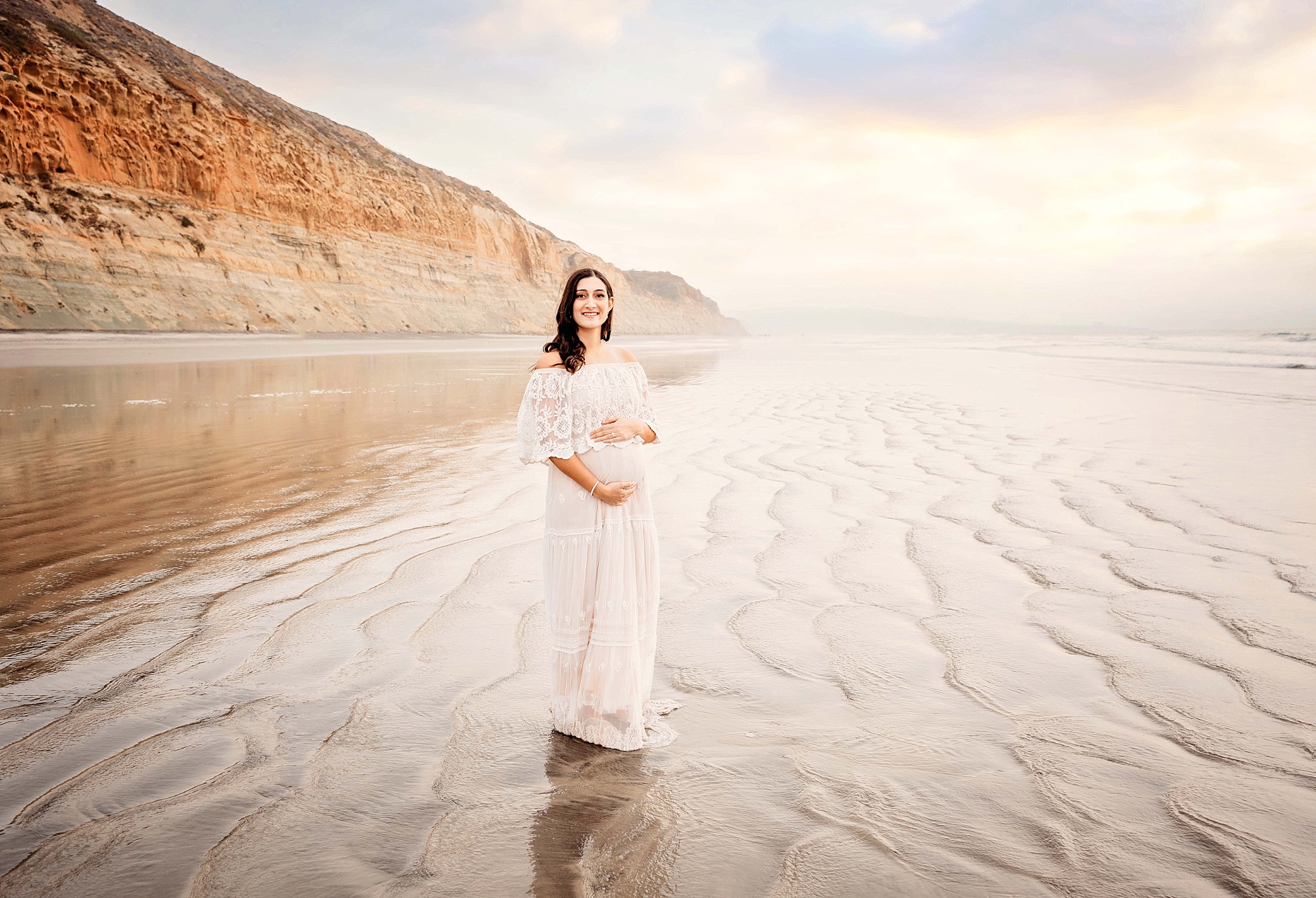 San Diego Sunset Beach Maternity Portraits 