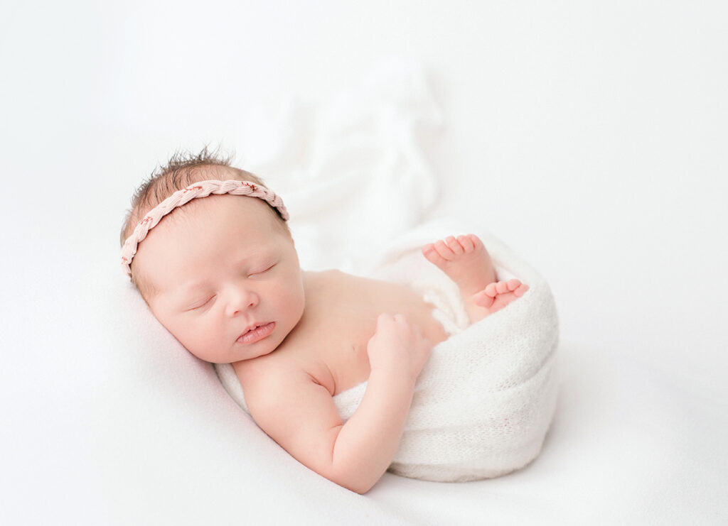 Beautiful newborn photography in San Diego during ideal sleepy window